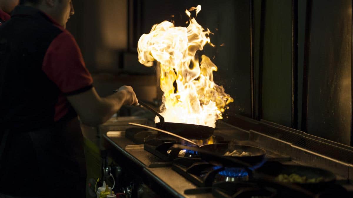 From Kalra to Annapoorna: The Battle for Kitchen Fuel