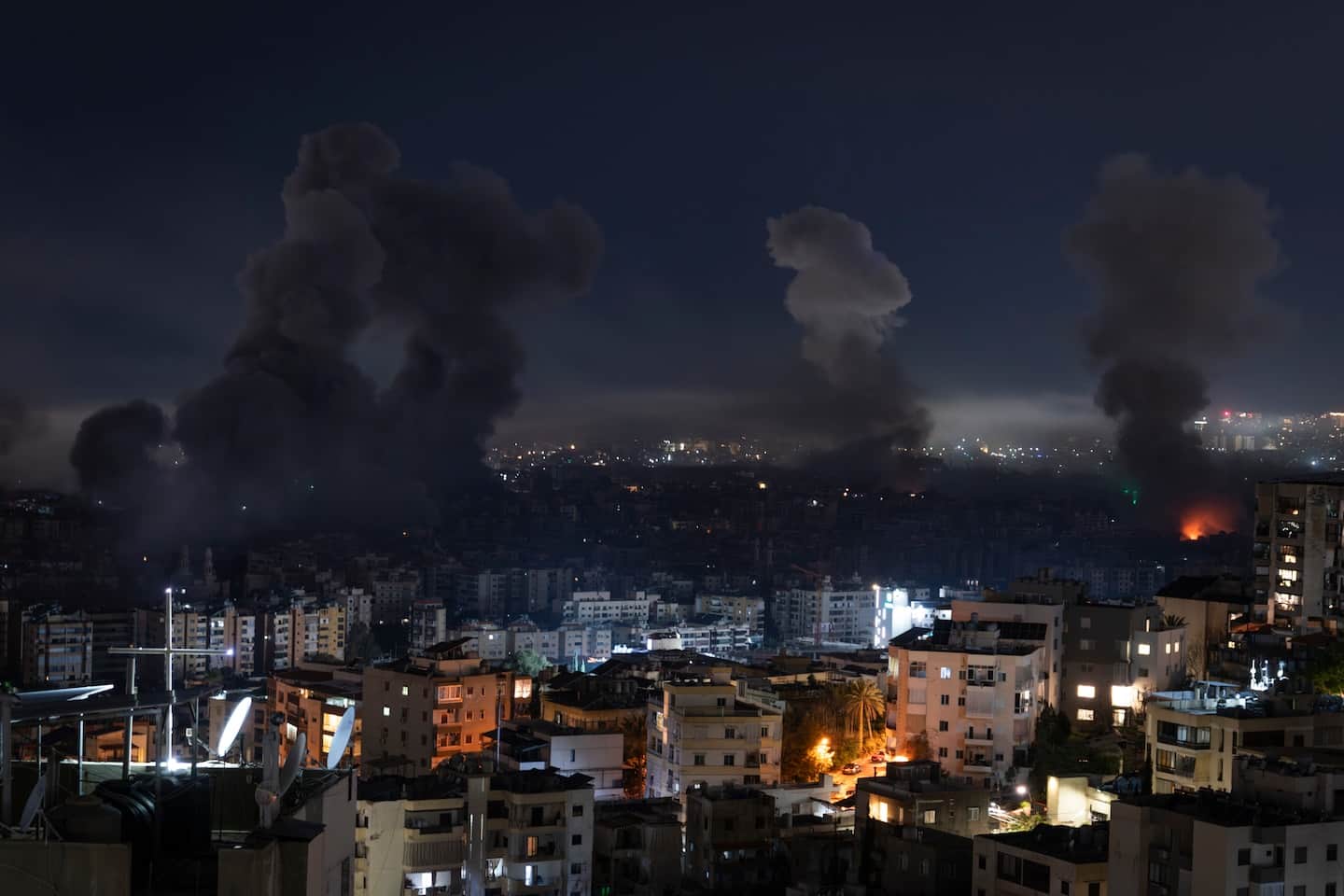 Lebanon’s President Aoun Urges Trump and Macron to Halt Netanyahu’s Offensive