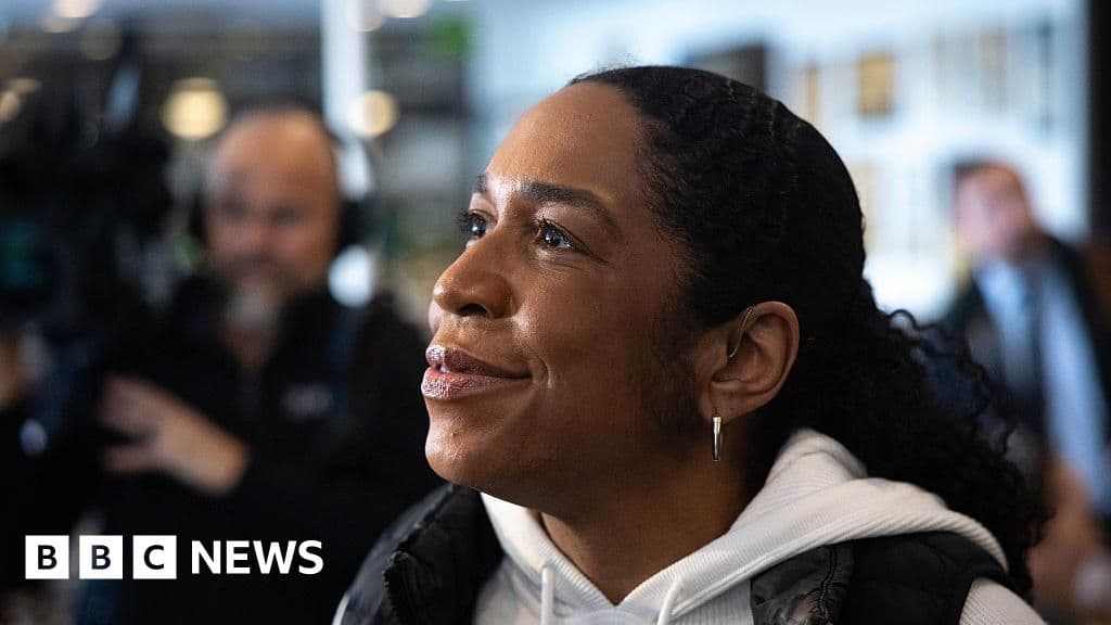 Stratton Secures Senate Bid After Thrilling Illinois Primary Showdown