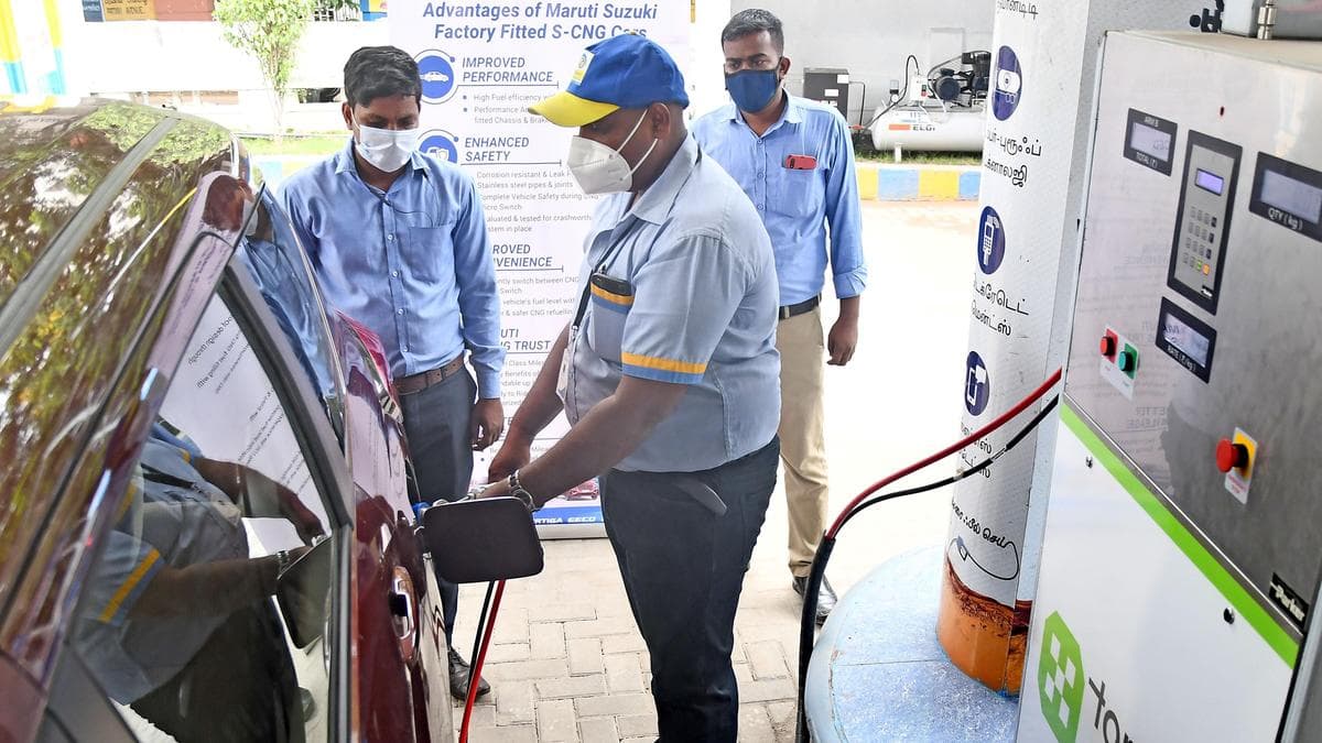 MoPNG Invokes Essential Commodities Act for Gas Allocation